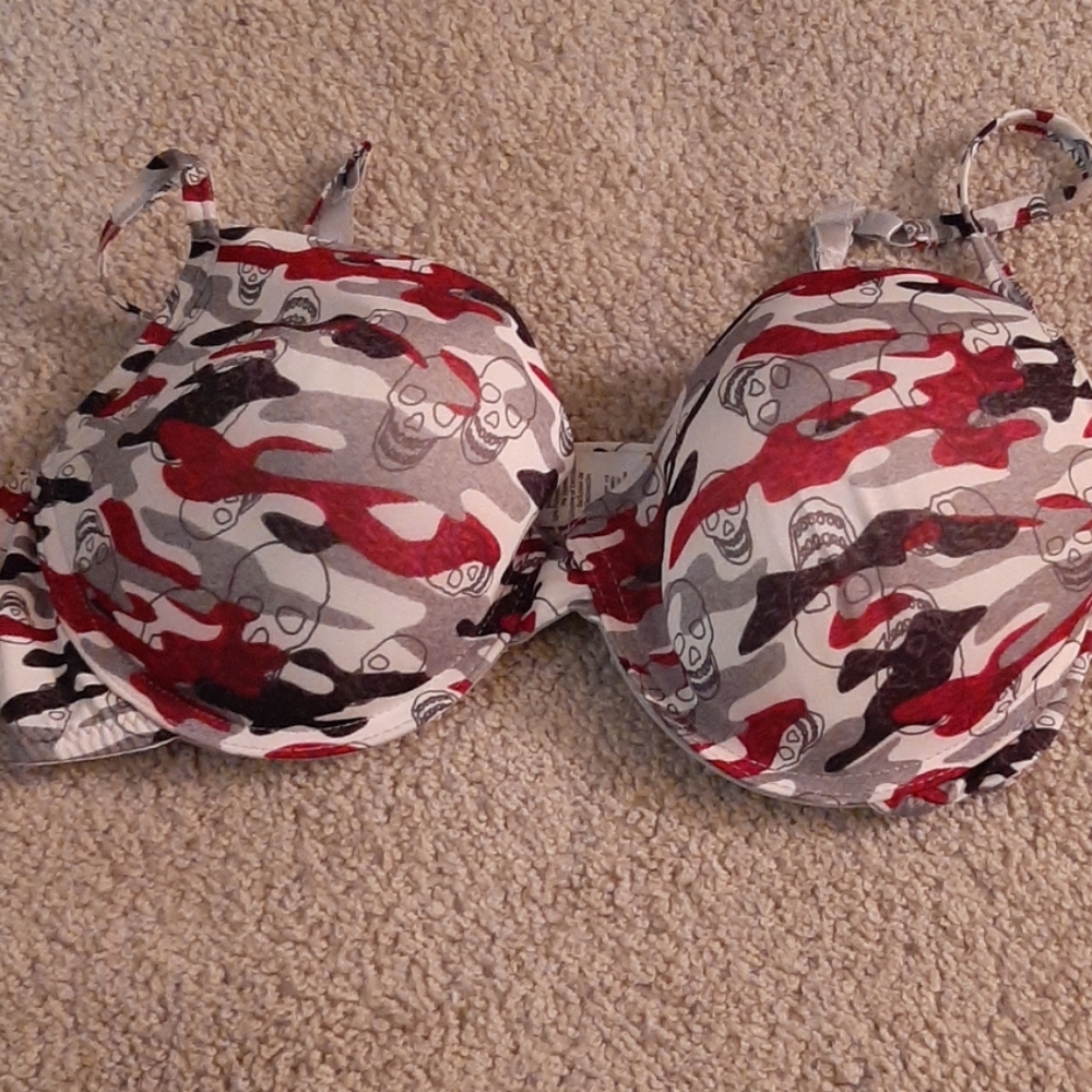 38D Skull and Camo Bra